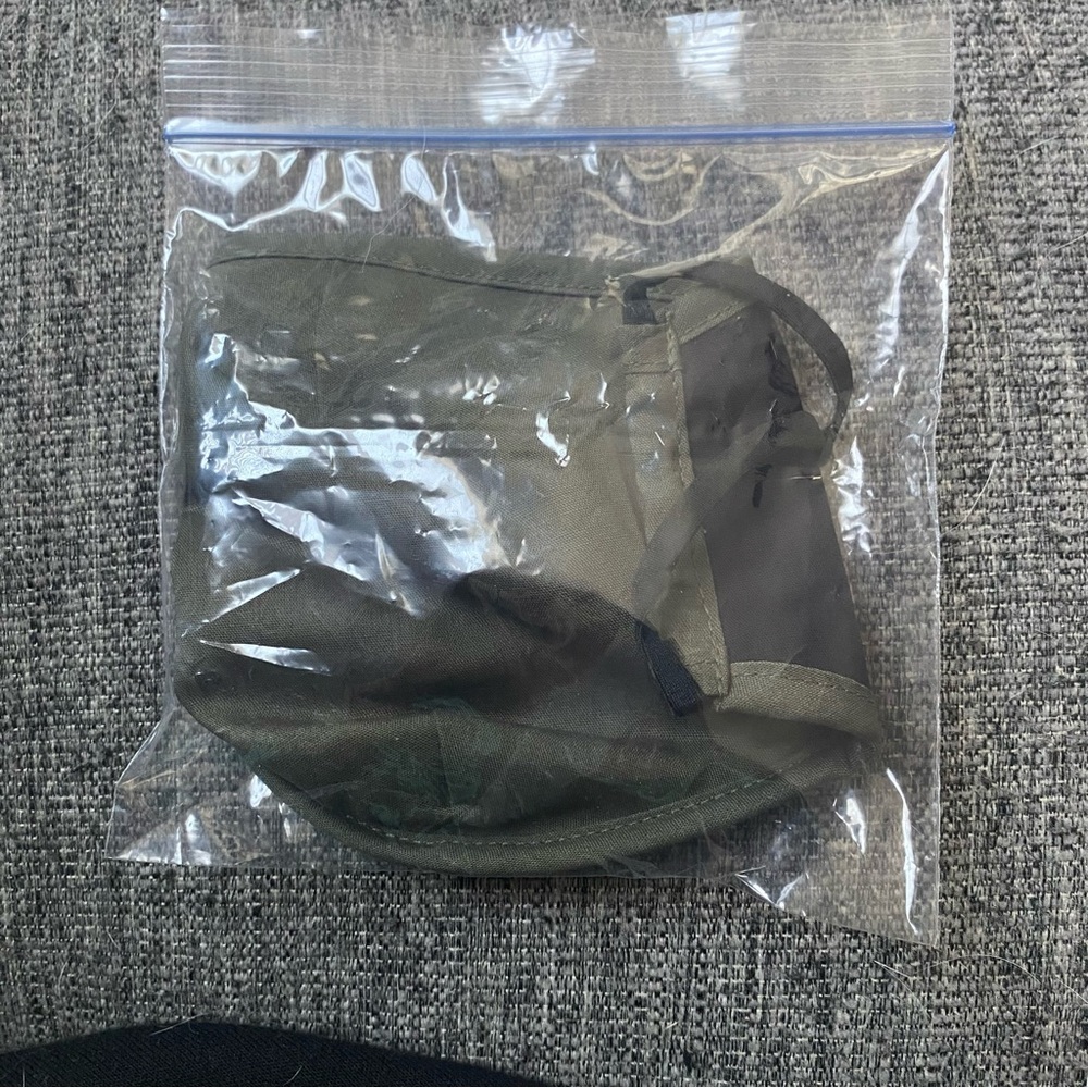 Brand New Gap Adult Army Green Face Mask